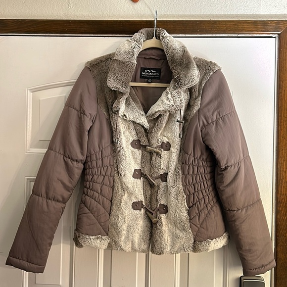 MONTANACO FAUX FUR JACKET MEDIUM - Picture 1 of 15